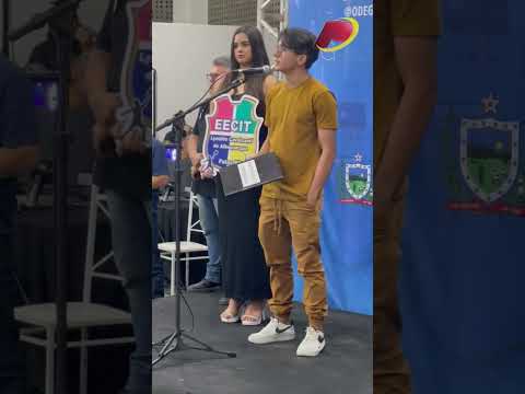 Jovem de Patos critica merenda escolar em discurso ao governador João Azevêdo no ODE