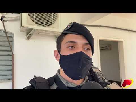 Três indivíduos armados em um veículo são presos pela Polícia Militar em Patos