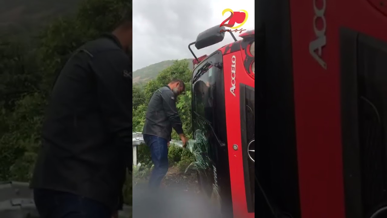Caminhão boiadeiro que fazia transporte de gado tomba na Serra do Teixeira na nesta quarta (10)
