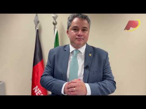 Senador Efraim Filho comemora derrubada do veto à desoneração da folha no Congresso